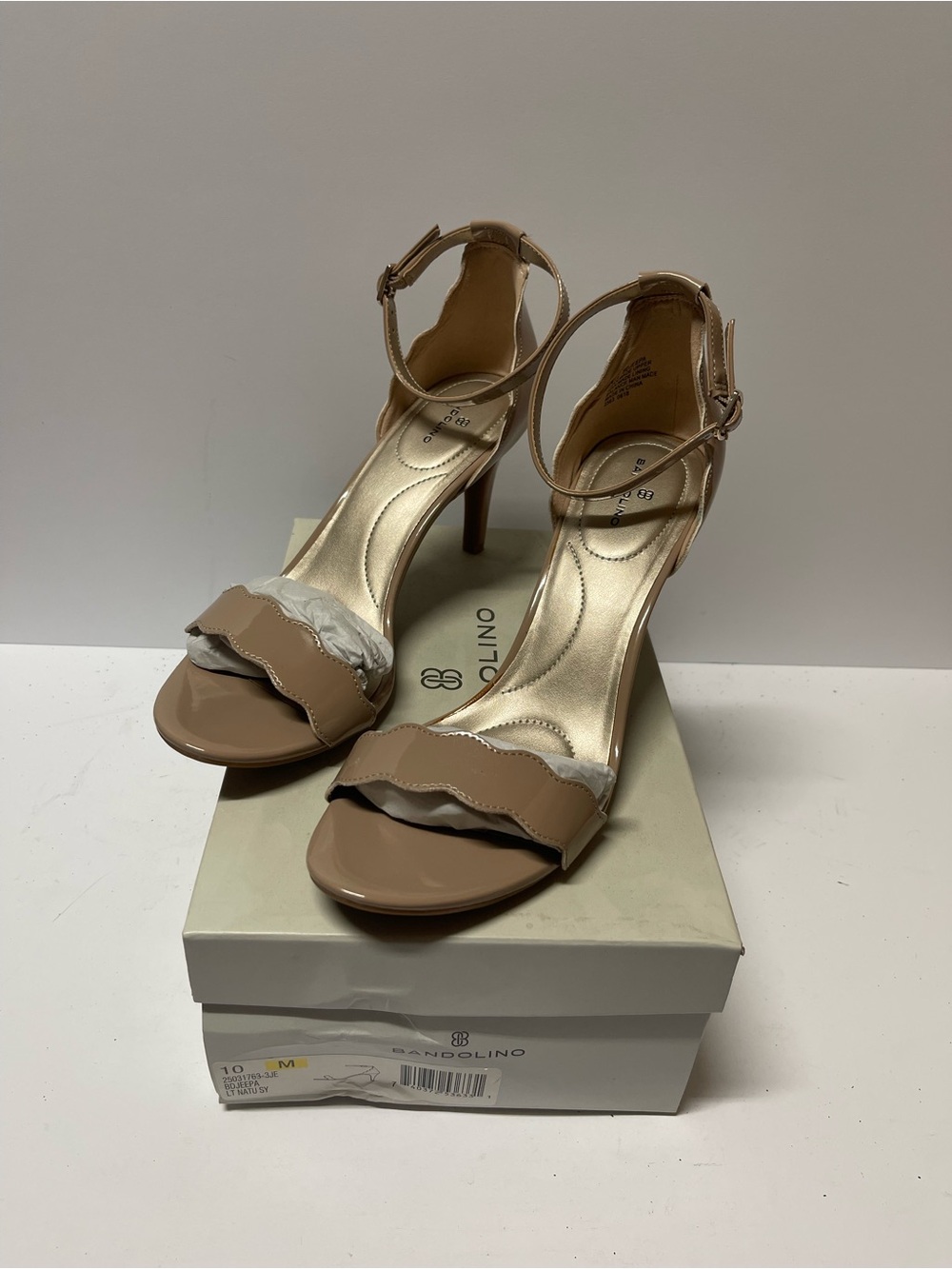 Bandolino Beige Scalloped Ankle-Strap Heels